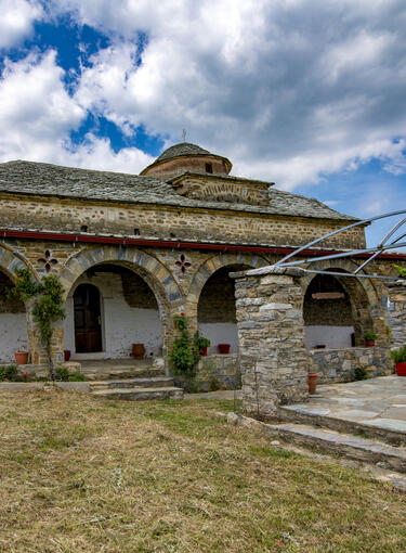 Ι. Ν. Αγίας Τριάδος