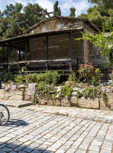 Ι. Ν. Αγίου Δημητρίου Λουμπαρδιάρη