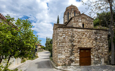 Ιστορικοί Ναοί στις Γειτονιές της Ακρόπολης