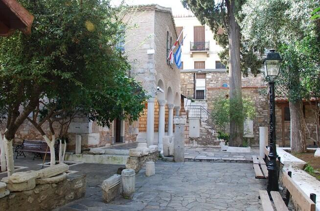 Ι. Ν. Αγίων Αναργύρων(Μετόχι Παναγίου Τάφου)