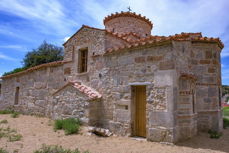 Ι. Ν. Αγίου Γεωργίου Ακραιφνίο