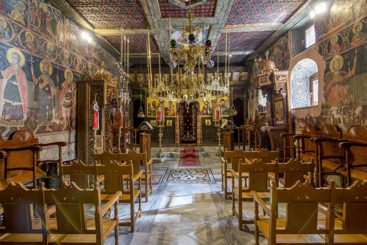 Ιερά Μονή Αγίας Τριάδος(Σπαρμός)