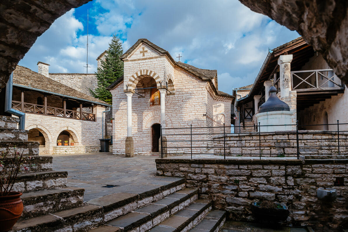 Ιερά Μονή Τσούκας