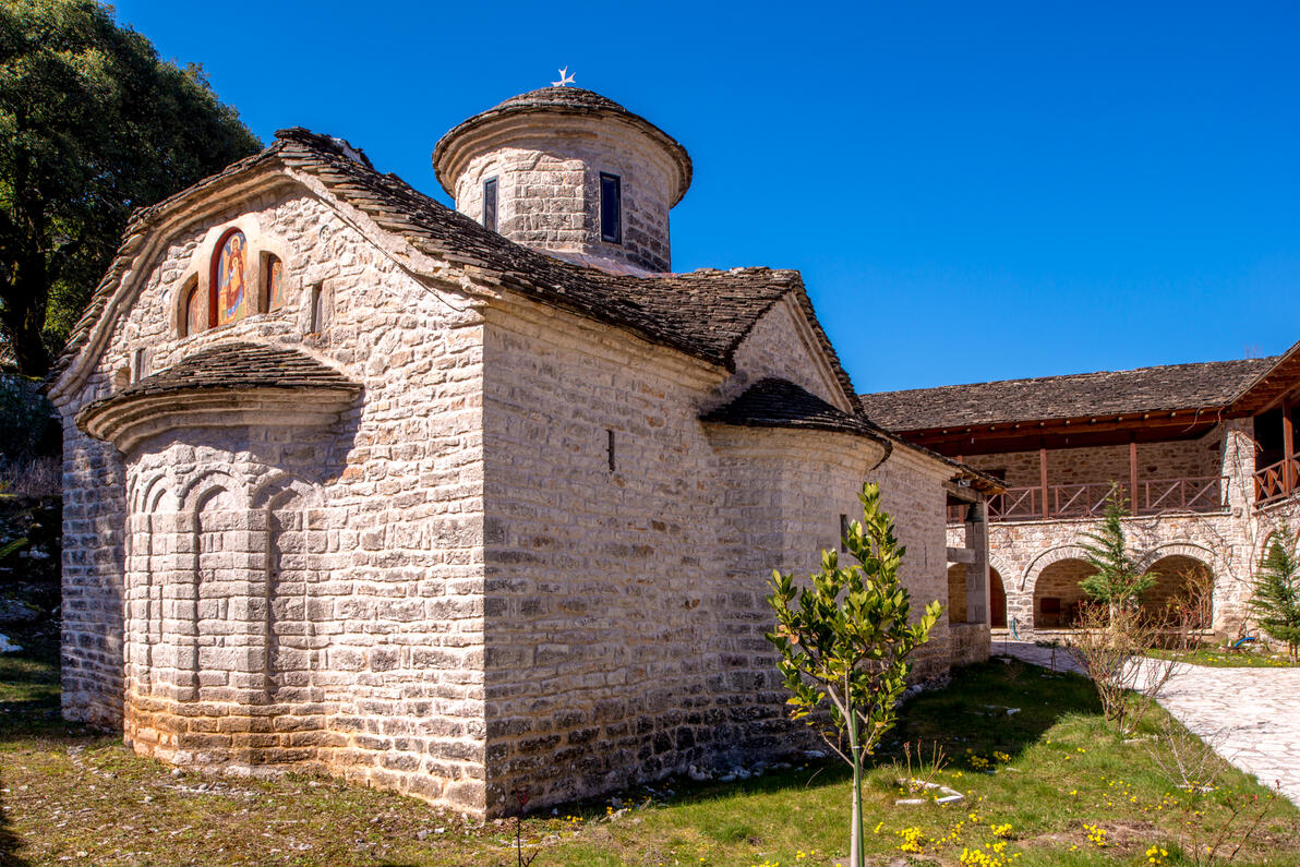 Ιερά Μονή Ζωοδόχου Πηγής(Μονή της Κόκκινης Πέτρας)