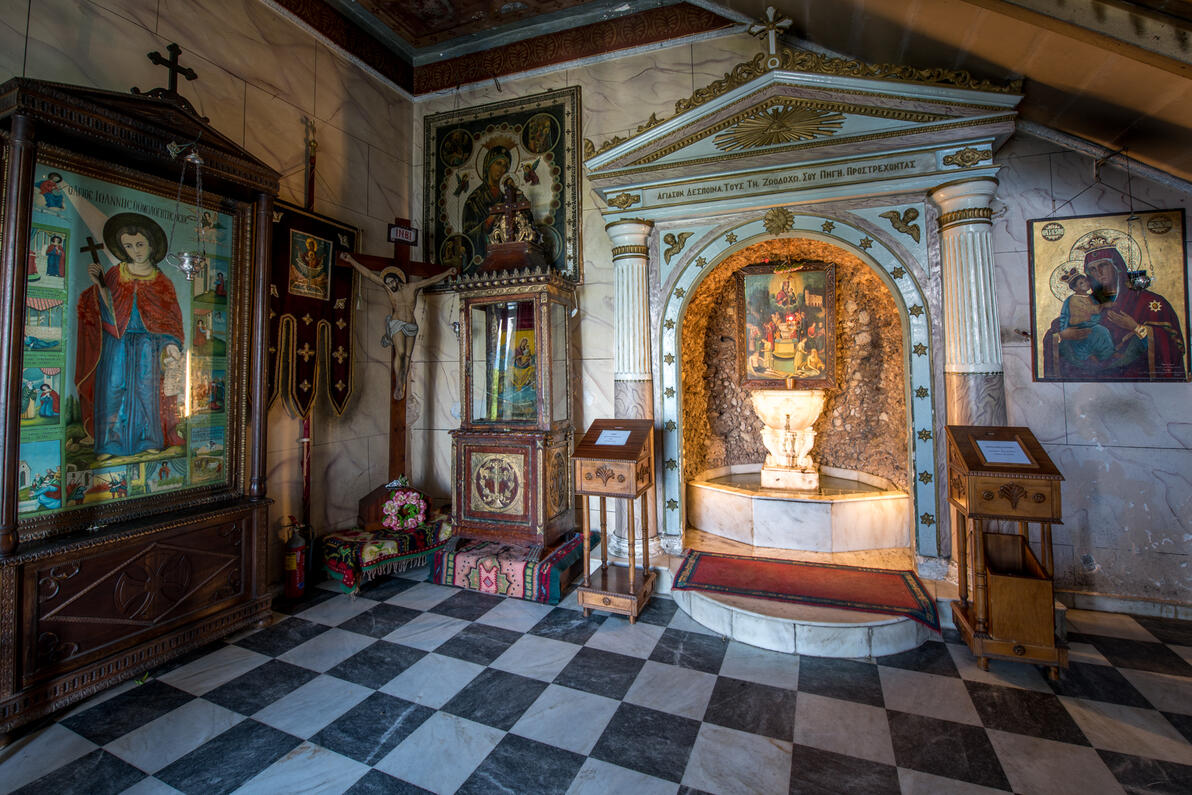 Ιερό Προσκύνημα Παναγίας Τρυπητής(Προσκύνημα Ζωοδόχου Πηγής)