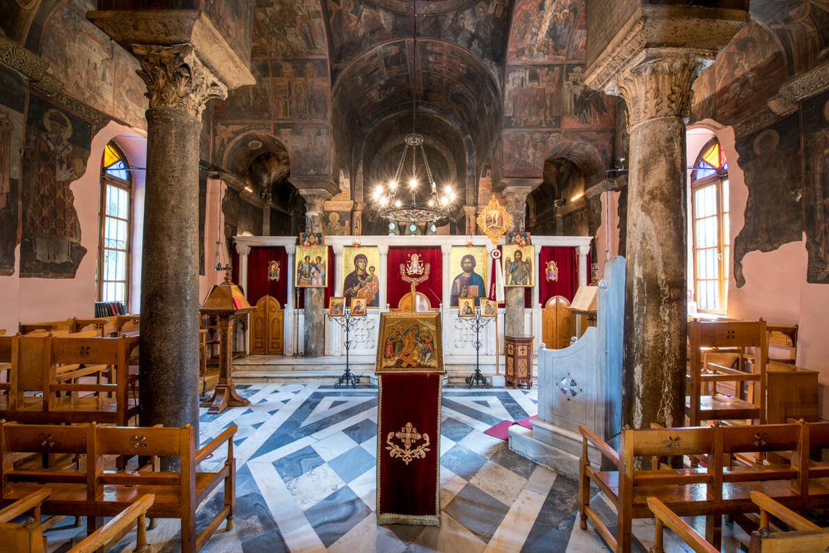 Καθολικό Μονής Πετράκη 