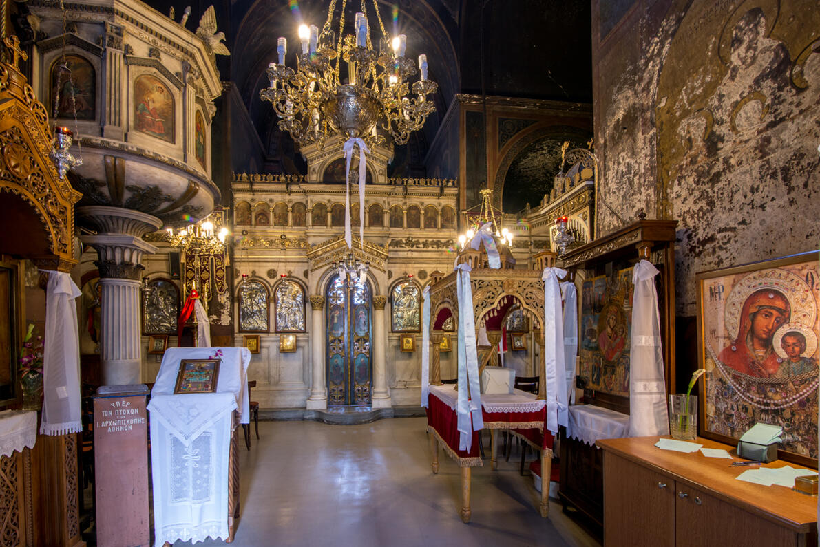 Άγιοι Θεόδωροι (πλ. Κλαυθμώνος)