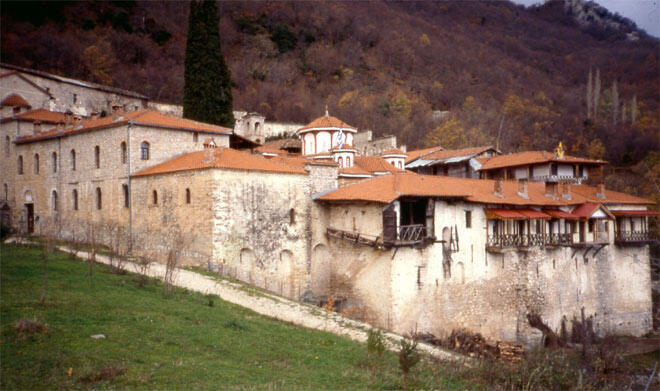 Ιερά Μονή Αγίου Βησσαρίωνος Δουσίκου